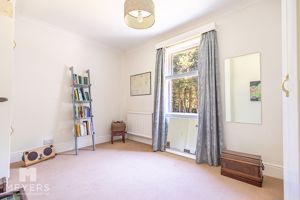 Photo 13- click for photo gallery